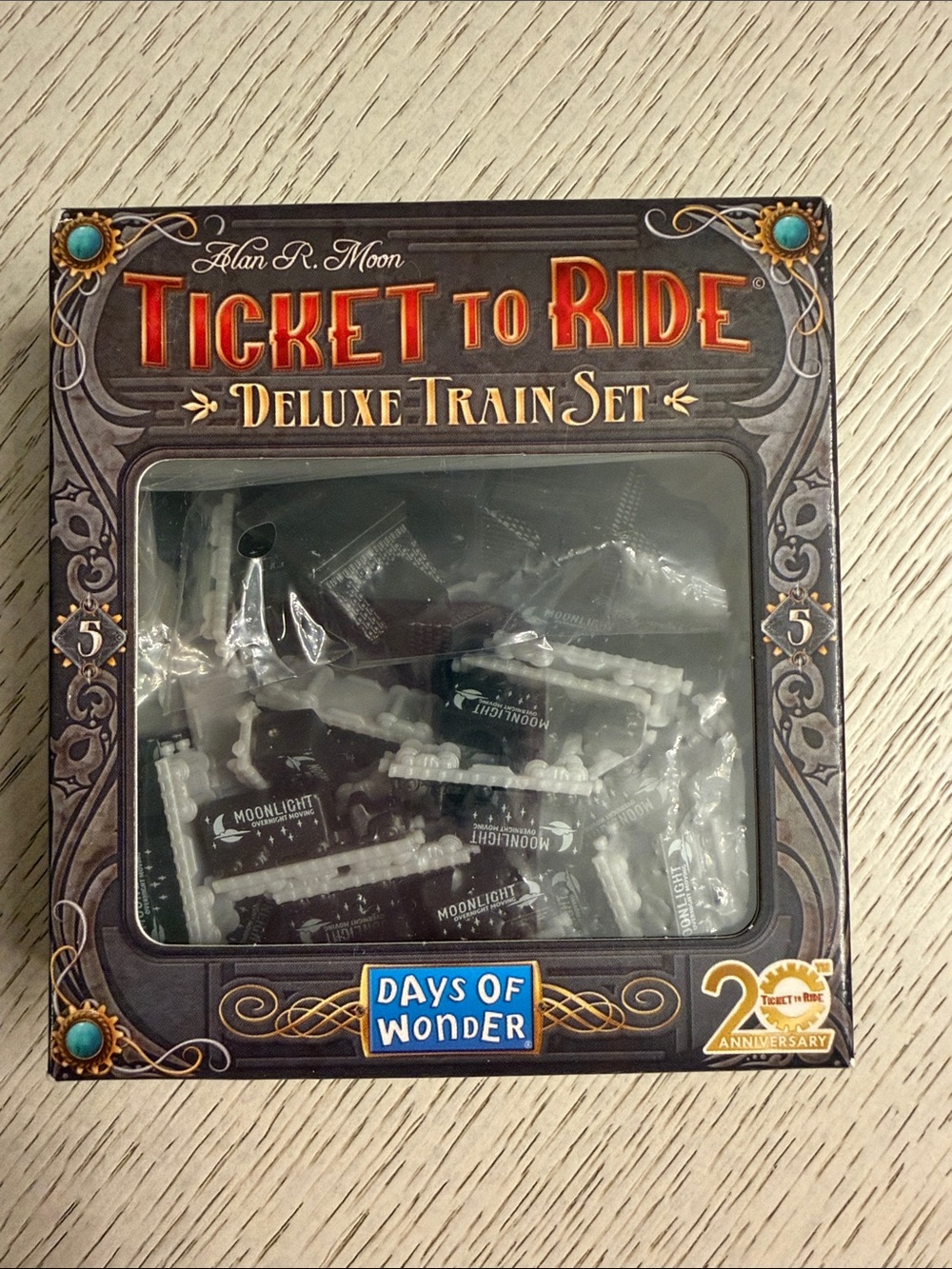 Ticket to Ride 20th Anniversary Deluxe Train Set Days of Wonder - black grey